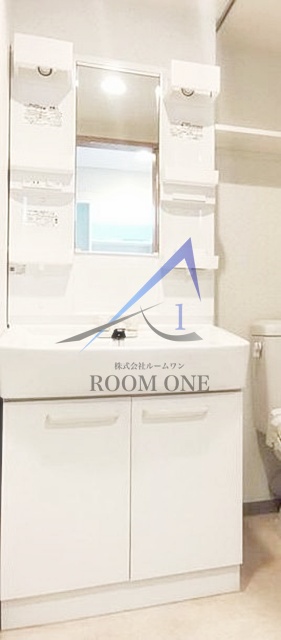 洗面設備　洗面台です。