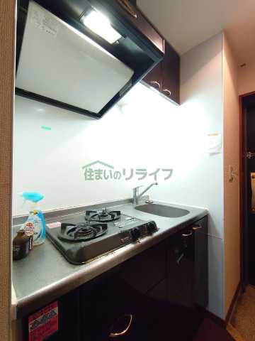キッチン　別部屋の参考写真となります。