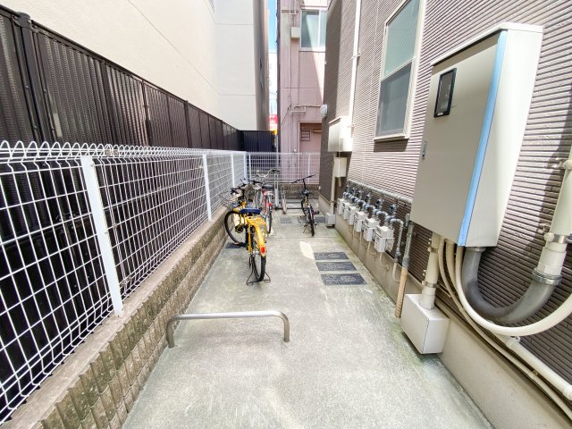 その他共有部分　自転車はこちらに置けます