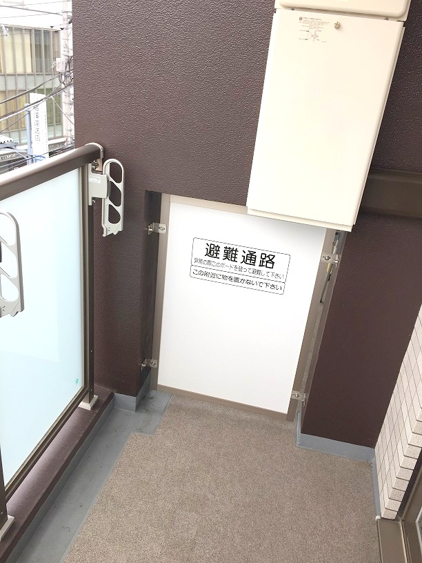 バルコニー