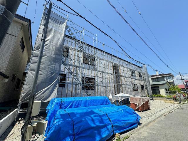 建物外観　建築中