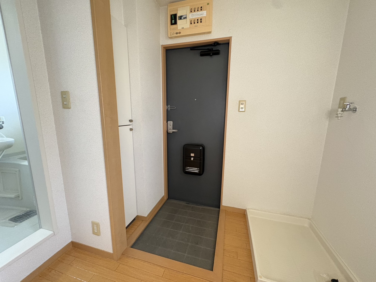 CASA T’Sの玄関写真