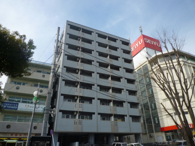 建物外観　食品売場24時間営業の西友隣接