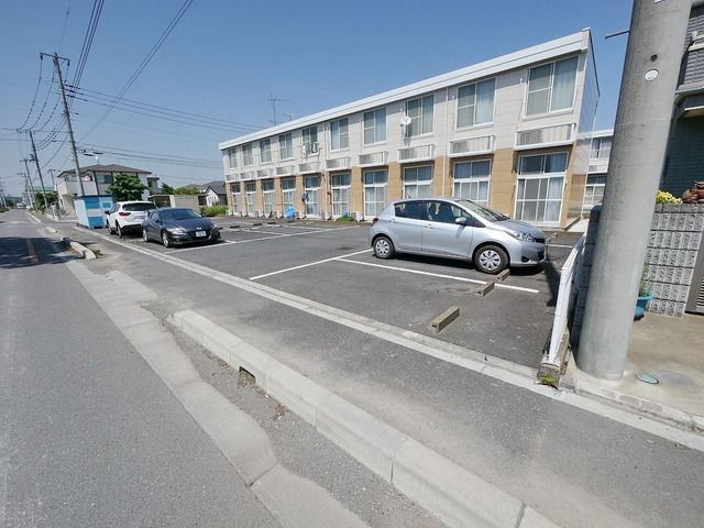 駐車場　敷地内駐車場
