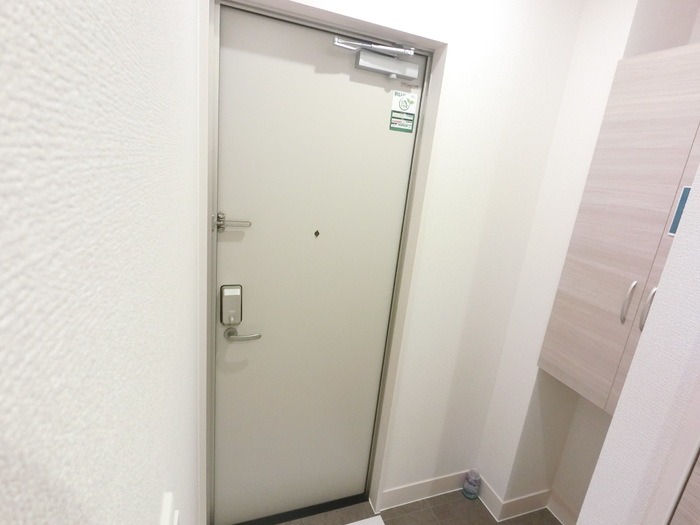 玄関　図面と現状に相違がある場合には現状を優先