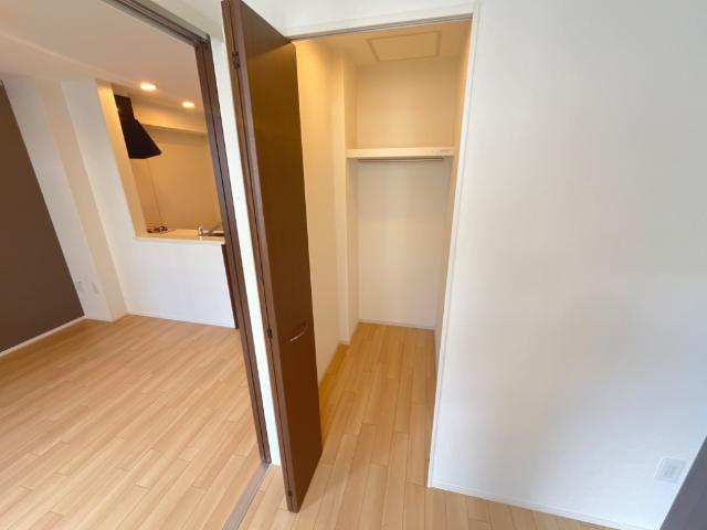 収納　南洋室クローゼット