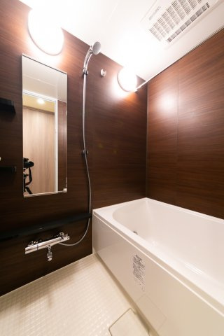 プラウドフラット浅草ディアージュの風呂写真