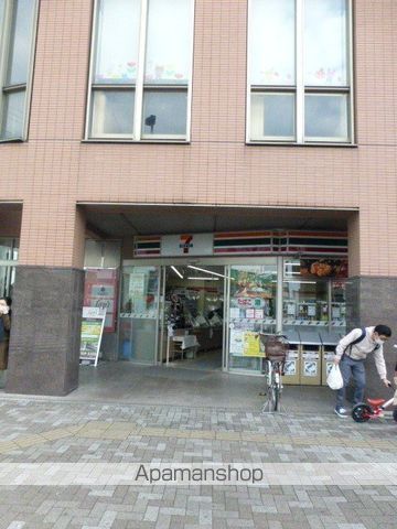 コンビニ　セブンイレブン（コンビニ）まで423m