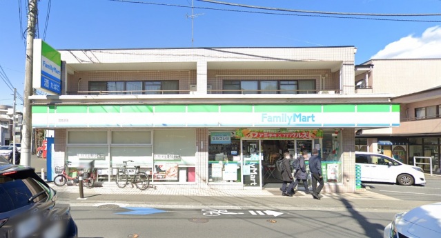コンビニ　ファミリーマート西生田店（コンビニ）まで292m