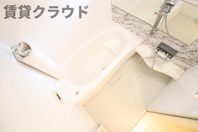 バス・シャワールーム　お風呂で日々の疲れを落としましょう