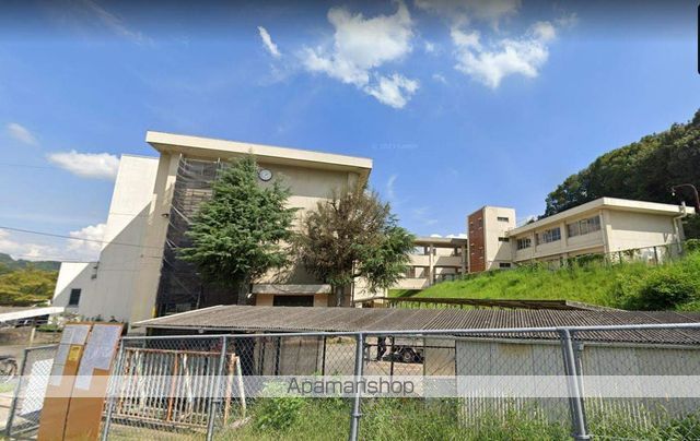 中学校　中央中学校（中学校）まで2955m