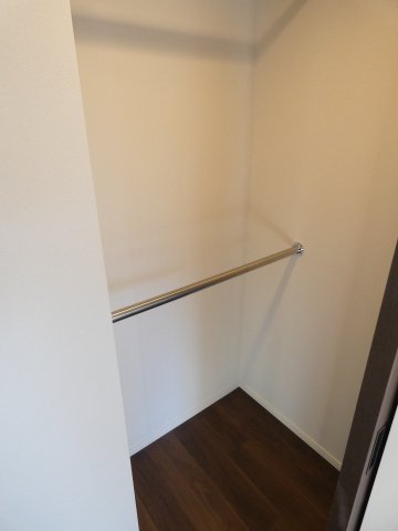 収納　ウォークインクローゼット※別部屋参考写真