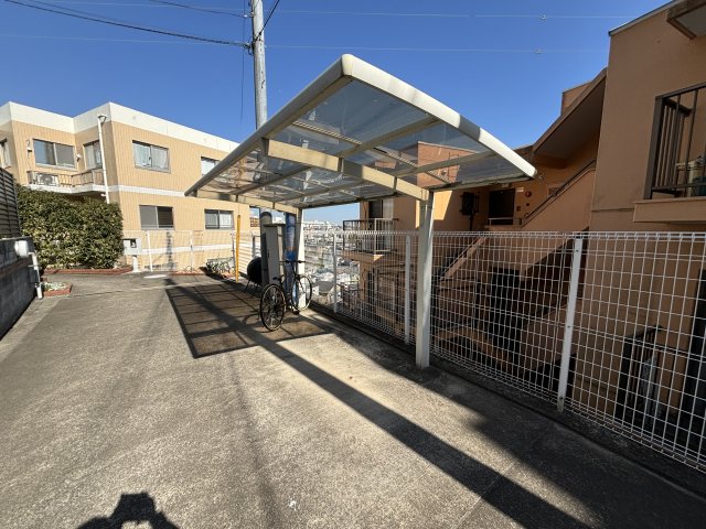 その他共有部分　屋根付の駐輪場