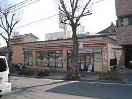 コンビニ　セブンイレブン神戸灘楠丘町6丁目店（コンビニ）まで643m