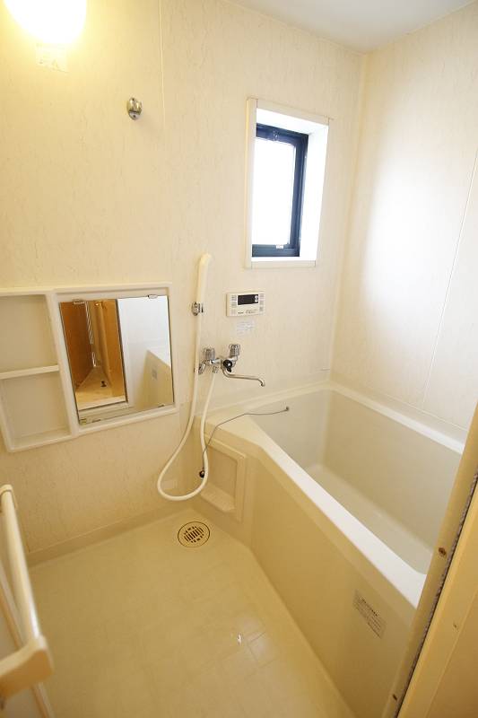 バス・シャワールーム　別のお部屋の画像です。
