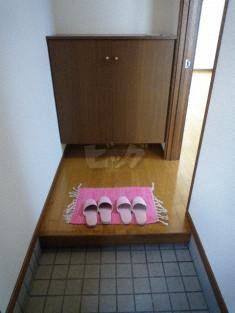 玄関　明るい玄関でお出迎え♪