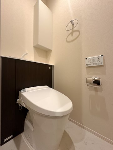 トイレ　別タイプのお部屋の写真です