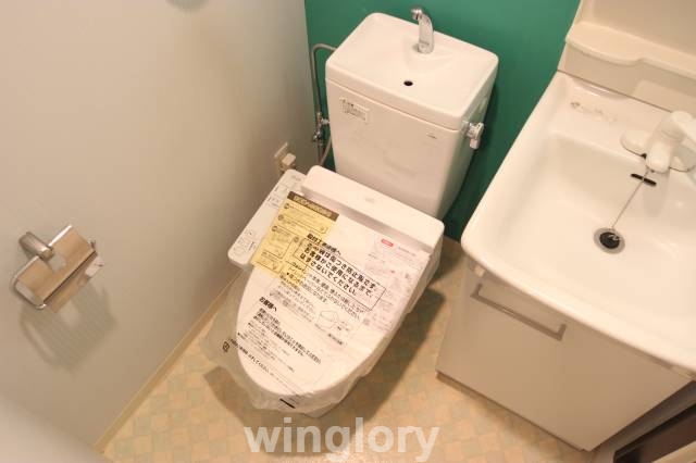 No.67 BENEFIT 21 博多のトイレ写真