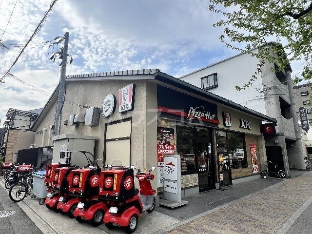 飲食店　ケンタッキーフライドチキン 京都西院店（飲食店）まで517m