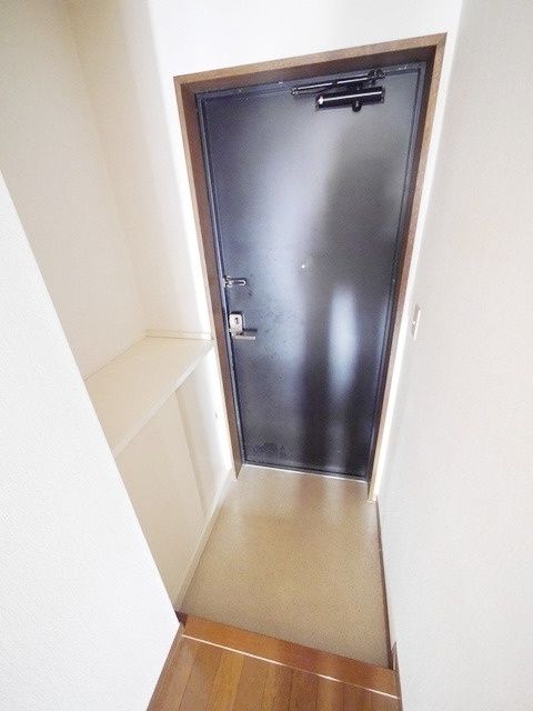玄関　同タイプ別部屋写真