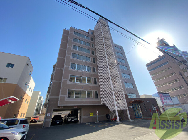 建物外観　札幌市中央区南４条西「ヴァンヴェール医大前」