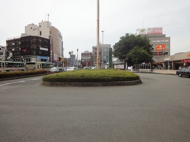 ショッピングセンター　商店街（ショッピングセンター）まで80m