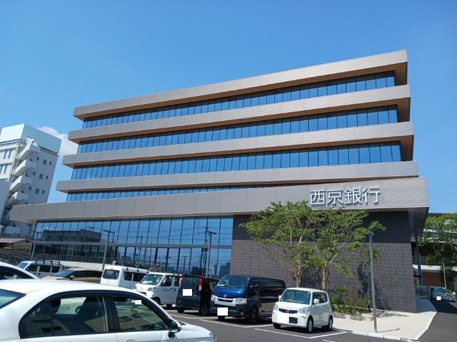 銀行　西京銀行本店（銀行）まで50m