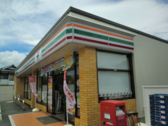 コンビニ　セブンイレブン（コンビニ）まで1200m