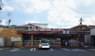 コンビニ　セブンイレブン 山口泉都町店（コンビニ）まで1242m