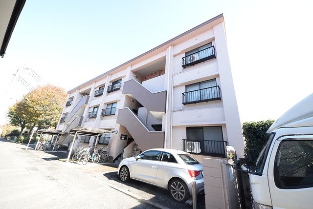 建物外観　★周辺は閑静な住宅街★