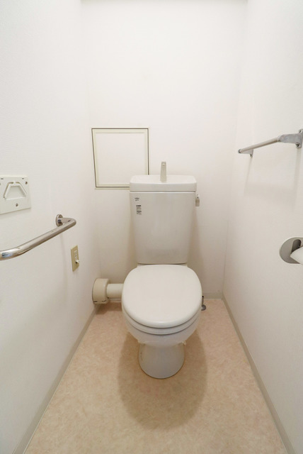 URコンフォール城山のトイレ写真