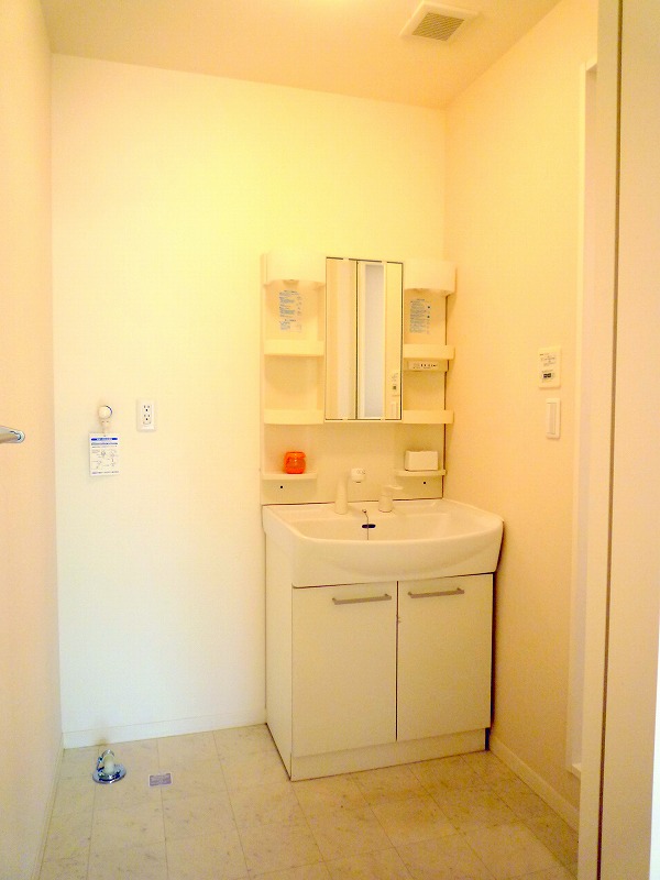 洗面設備　※参考写真　前回入居時の写真です