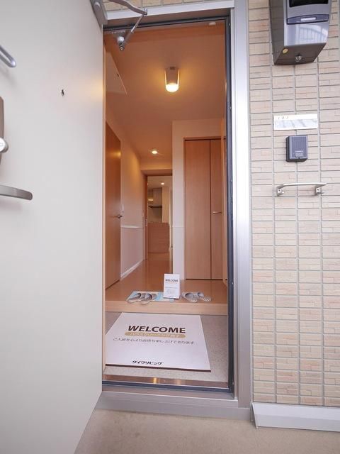 玄関　※別号室参考写真です