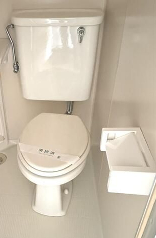 トイレ　別号室参考写真