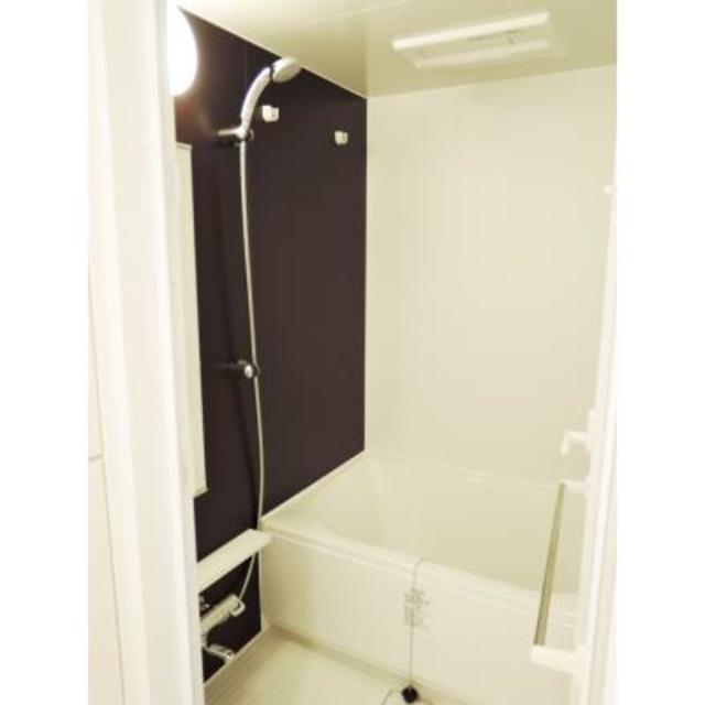バス・シャワールーム　※写真は同タイプ住戸です。