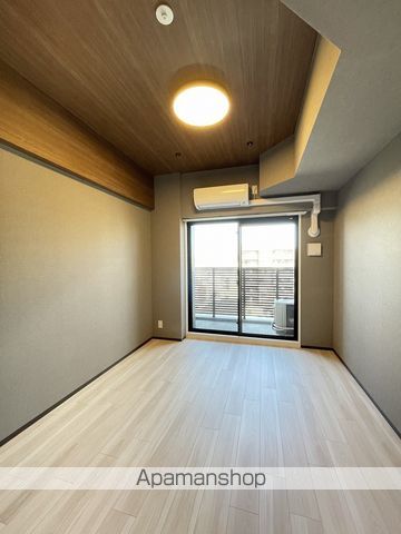 メイクスWアート今池IIIの居間写真