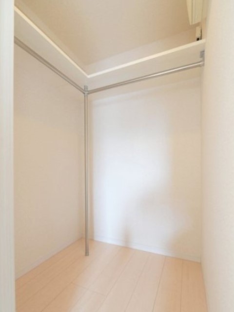 収納　ウォークインクローゼット