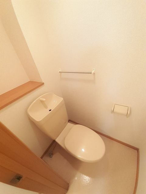 エルシャトー吉備IIIのトイレ写真
