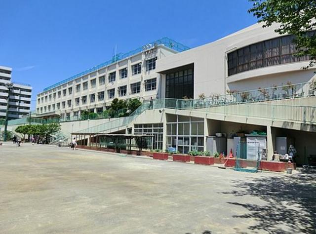 小学校　大田区立馬込第三小学校（小学校）まで442m