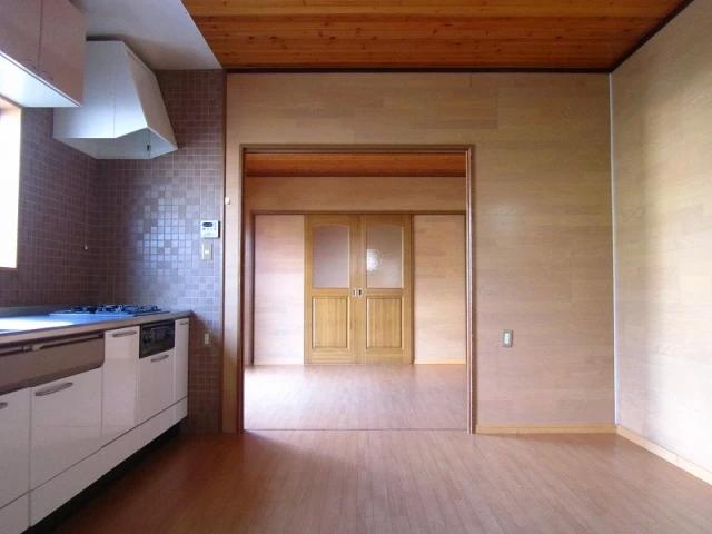 サンハイツ通谷の居間写真