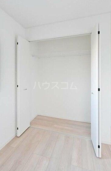 Sumai-to川崎市多摩区菅北浦01の内装写真