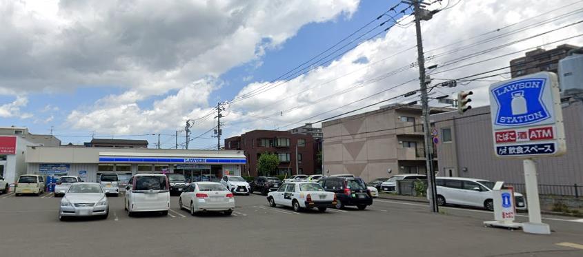 コンビニ　ローソン札幌南11条店（コンビニ）まで101m