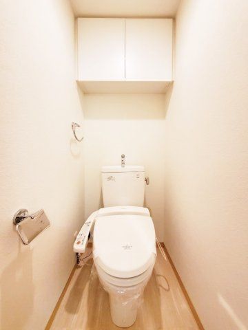 トイレ　（別タイプ参考写真）グランヴァン王子　北区船堀１