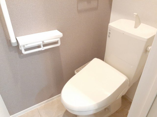 トイレ　ゆったりとした空間のトイレです