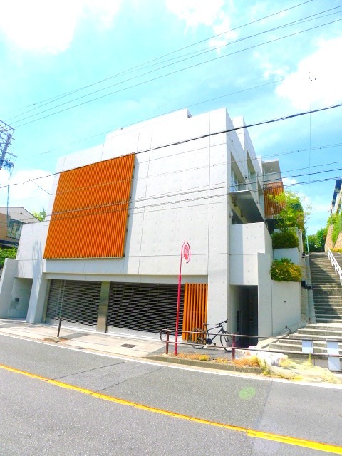 地下鉄東山線 覚王山駅 徒歩7分 築22年