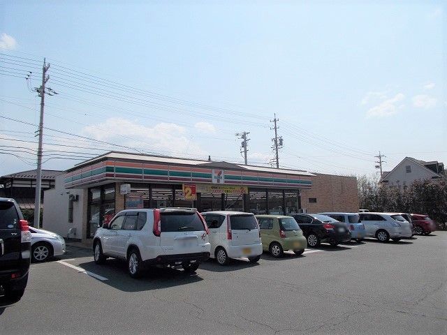 コンビニ　セブンイレブン  茅野堀店（コンビニ）まで1400m