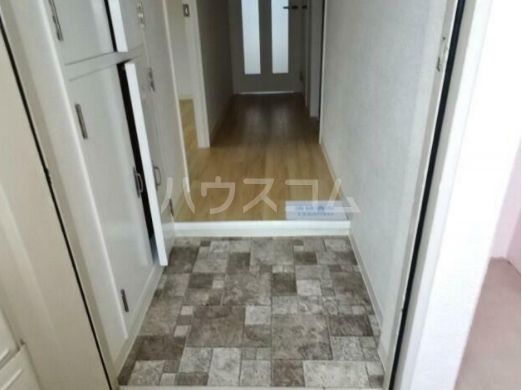 アクティブ青葉台の玄関写真