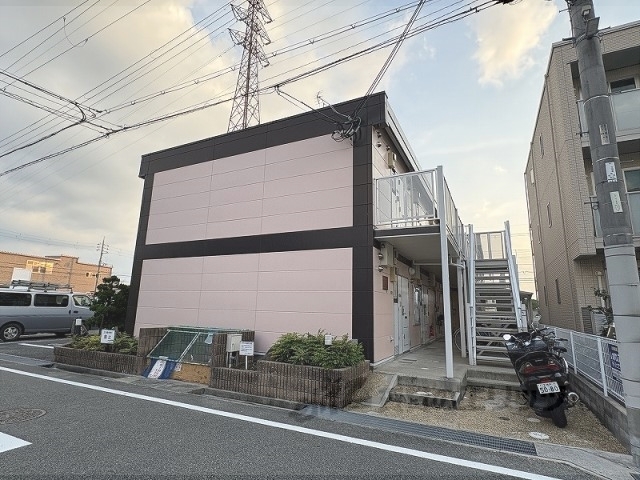 レオパレスサンシャイン松崎の外観写真