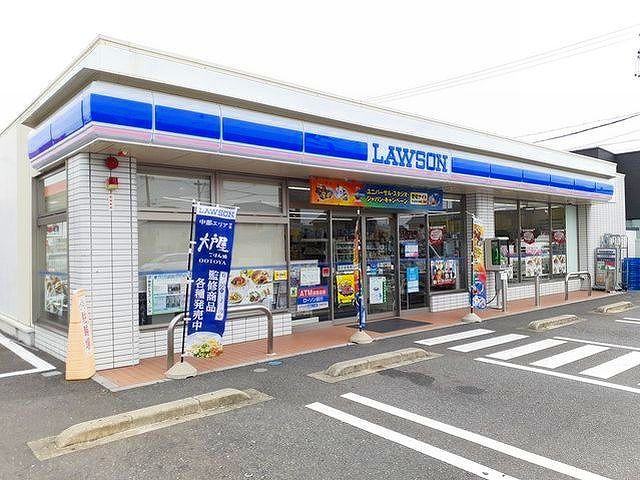 コンビニ　ローソン　治郎丸店（コンビニ）まで450m