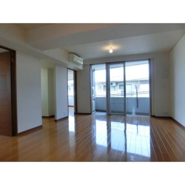 居室・リビング　※写真は同タイプ住戸です。